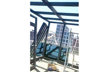 锋登公司：太原三千渡小区钢结构阳光房